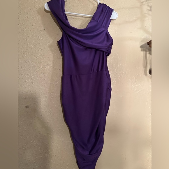 Purple Dress - Picture 1 of 4